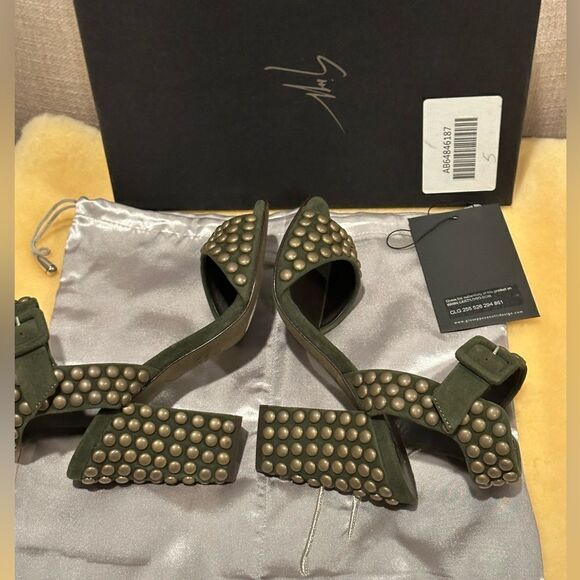 Giuseppe Zanotti
Studded Ankle-Wrap Chunky-Heel Sandal, Militare size 35 - Picture 10 of 16